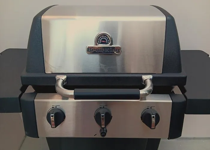 The Orangerie Mountain בית נופש *