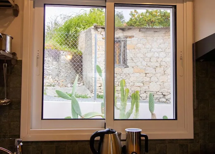 The Orangerie Mountain